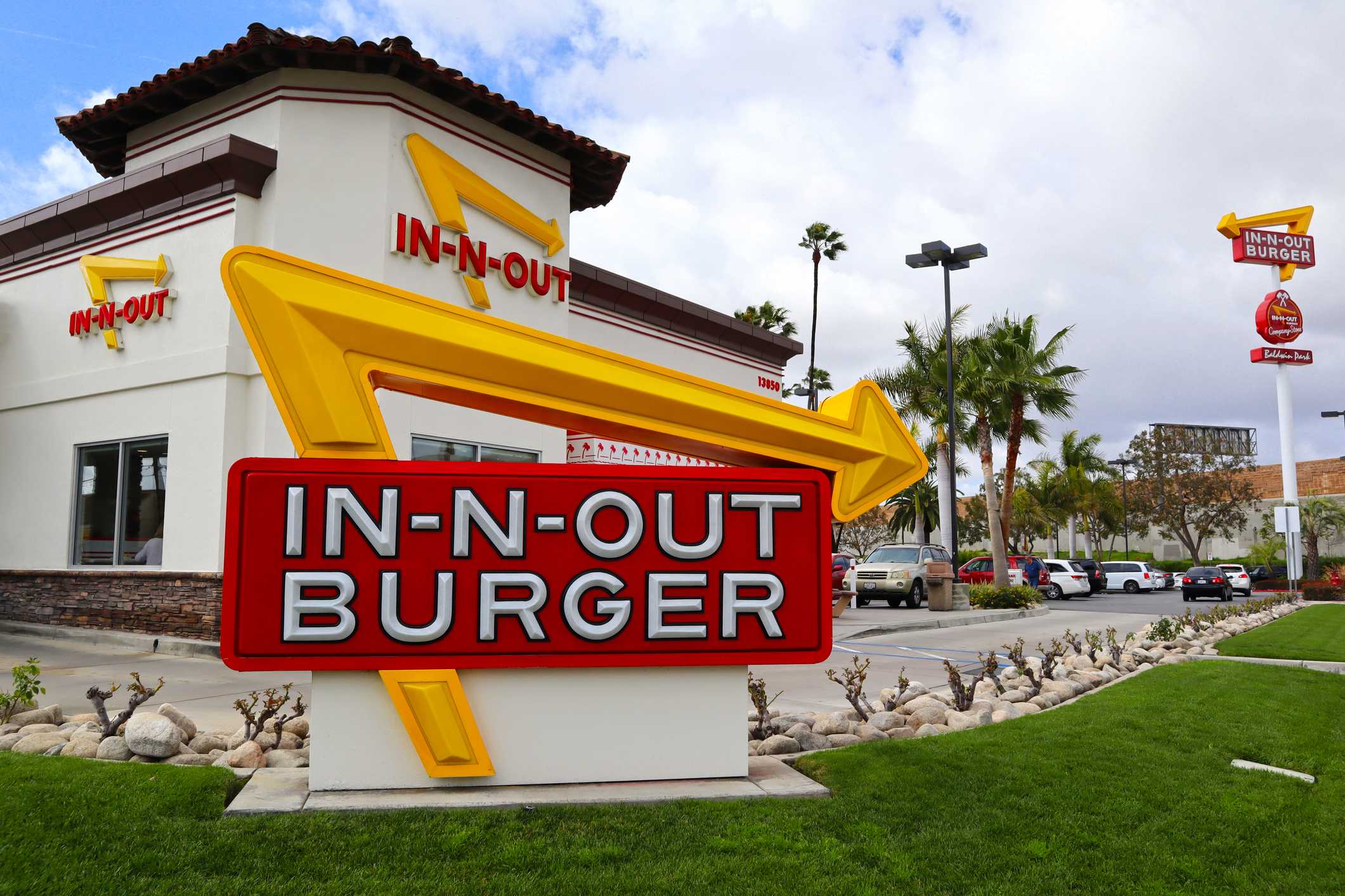 In-N-Out Burger CEO floats 3 additional states for possible expansion — Hyde Park Community news